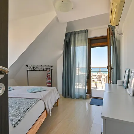 Via Sunride 1 - Maisonette By The Sea Lejlighed